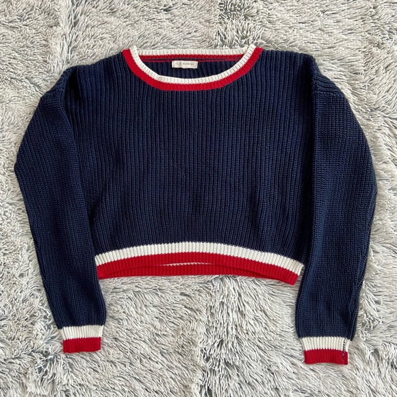 L A Hearts Sweater - Picture 3 of 10
